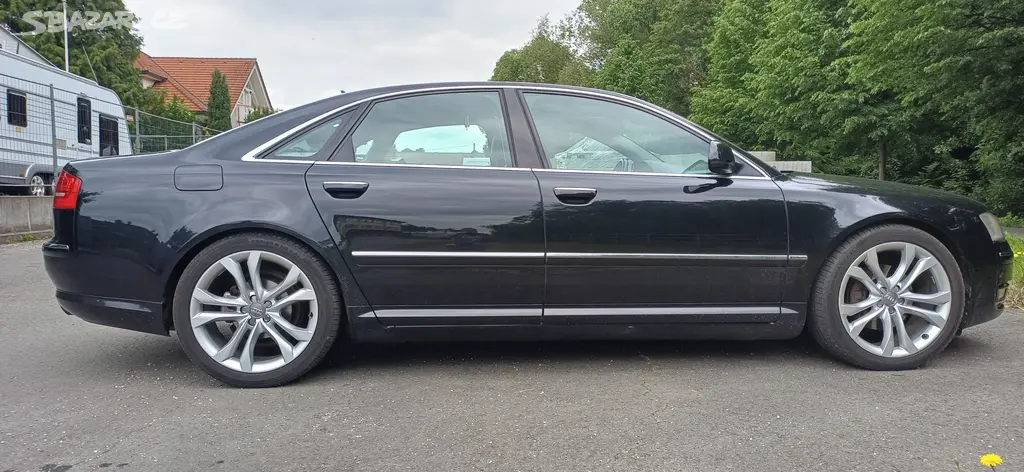 Audi A8 3.0 TDi Quattro - 2009 - ČR - fotka 6