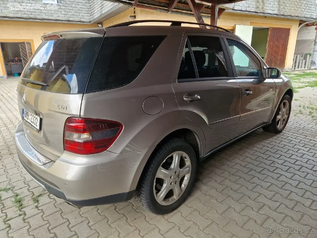 Mercedes-Benz Ostatní ML 320 CDI - fotka 4