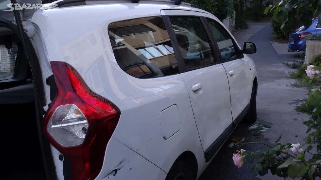 Dacia Lodgy 1.6 SCe, 2018, STK 07/2027 - fotka 5