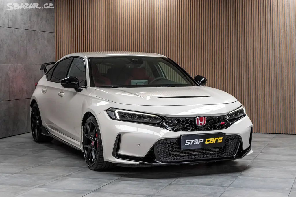 Honda Civic, TYPE R 2.0 TURBO 242kW *ČR* - fotka 3