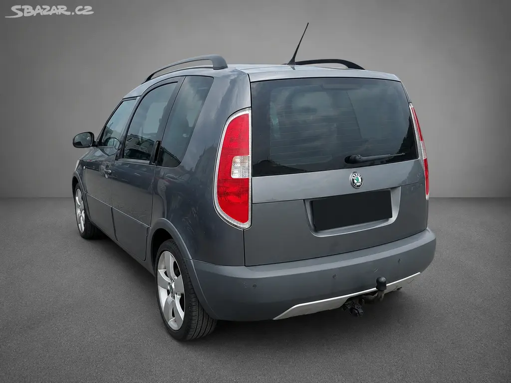 Škoda Roomster Scout 1.2tsi 63kW 86PS 1.majitel - fotka 4