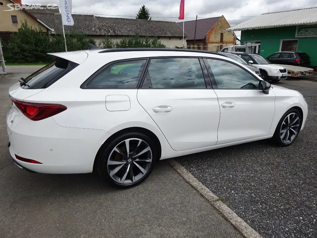 SEAT LEON Sportstourer FR 1,5 TSI 96kW -ČR- 1.Maj. - fotka 6
