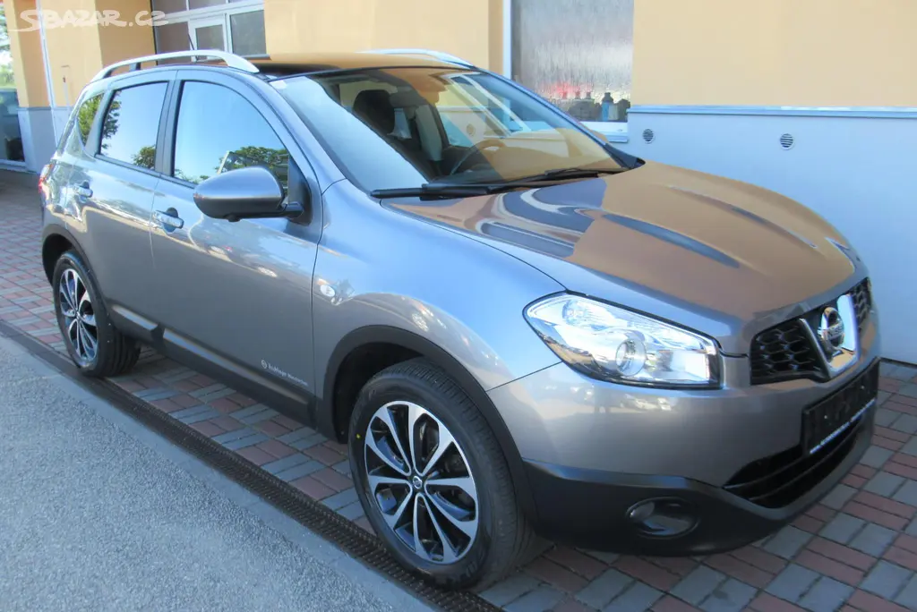 Nissan Qashqai, 1.5 DCi PANORAMA NAVI TAŽNÉ
