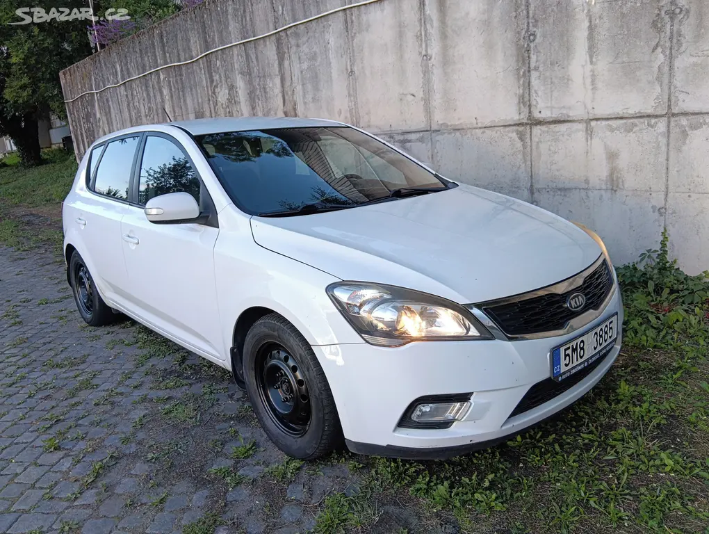 Kia Cee´d, 1.6 D/85 kW, AUTOMAT, výhřev
