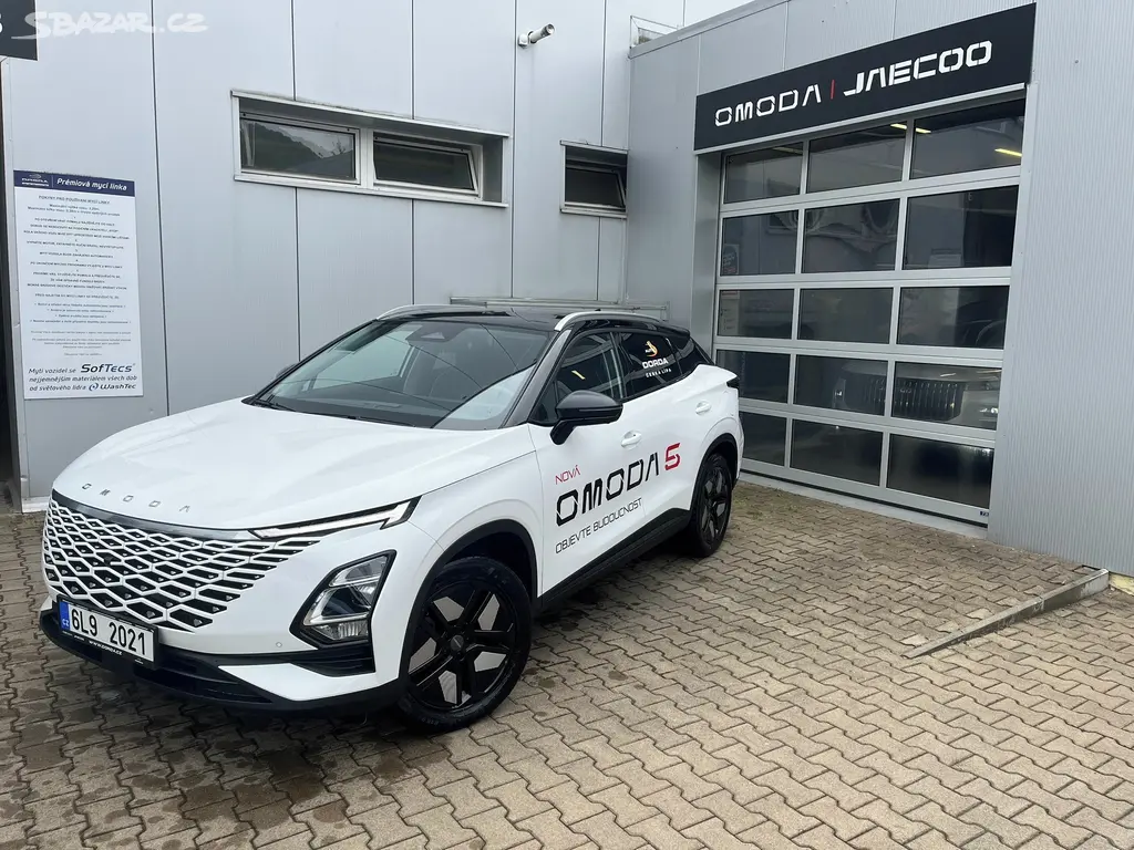 Omoda 5, OMODA 5 Premium