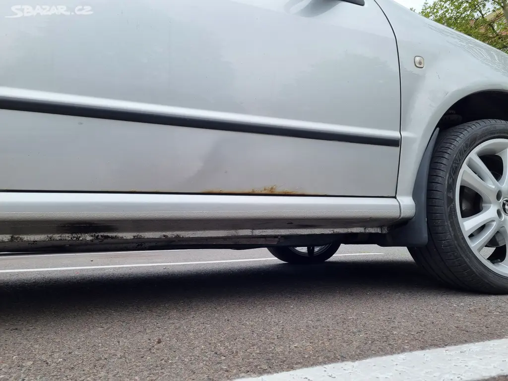 Škoda Fabia 1.9 TDi PD 74kW kombi FL - fotka 5