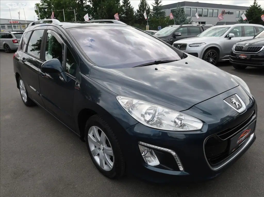 Peugeot 308, 1,6 HDi,88kW,1majČR,panorama - fotka 2