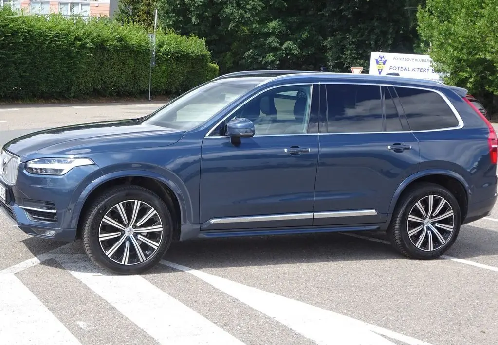 Volvo XC90, 2.0 D5 r.v.-2018 (173kw) SERVISKA - fotka 3