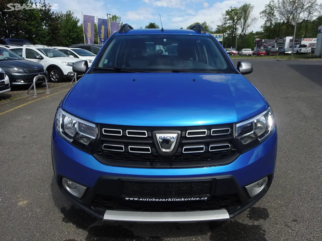 DACIA SANDERO 1,5 DCI STEPWAY - fotka 2