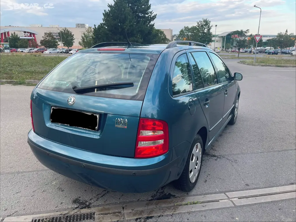 Škoda Fabia I 1.2 HTP 47 kW poctivých 99 000 km - fotka 2