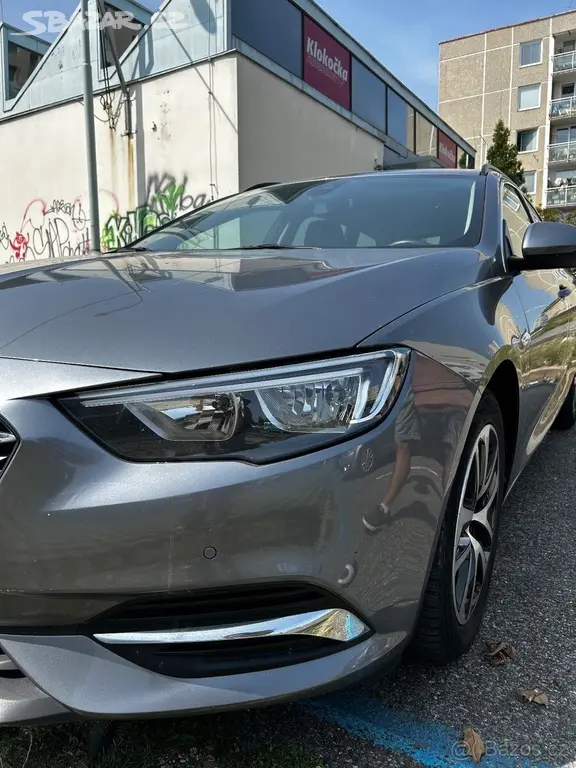 Opel Insignia 1,6 Sport Tourer, rok 2018 - fotka 5