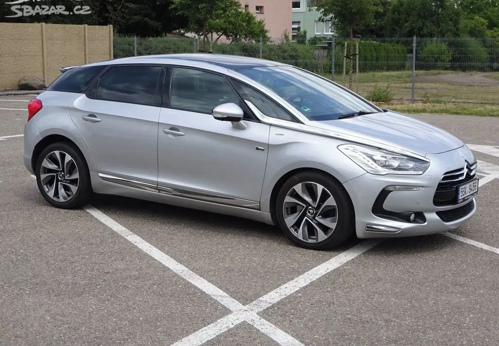 Citroën DS5 2.0 HDI r.v.-2013(120 KW) Hybrid - fotka 2