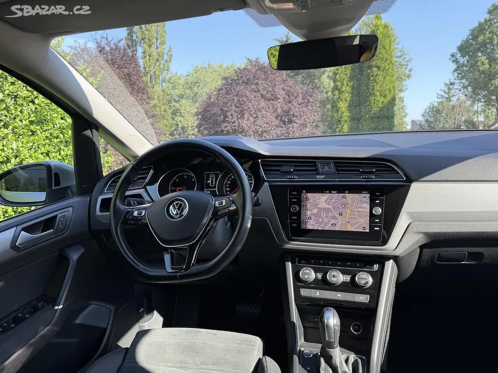 Volkswagen Touran, 2,0TDi 110kW HIGHLINE 7-míst - fotka 6