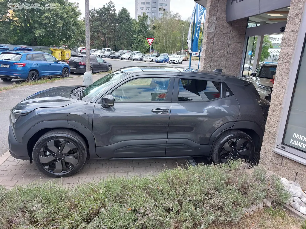 Suzuki e VITARA, Elegance AllGrip-e 61kW - fotka 4
