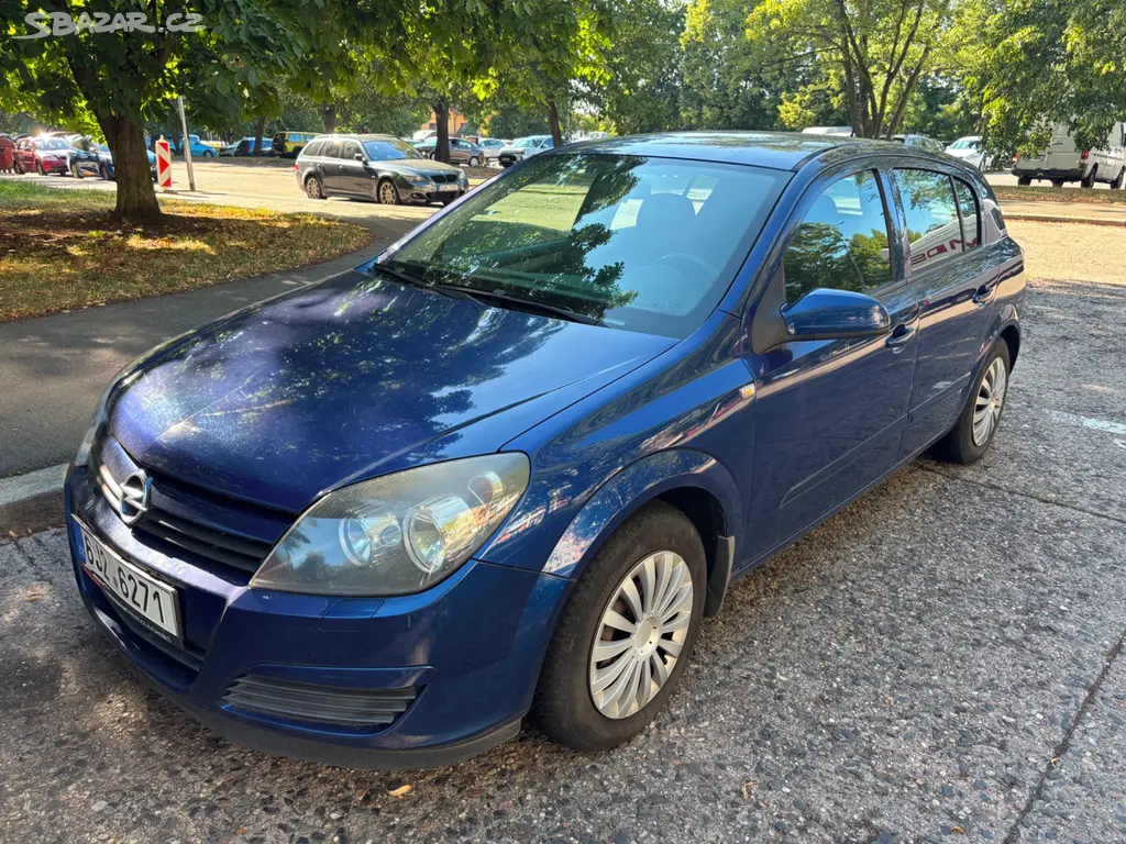 Opel Astra H 2004 1.4. Benzín. Nová technická.