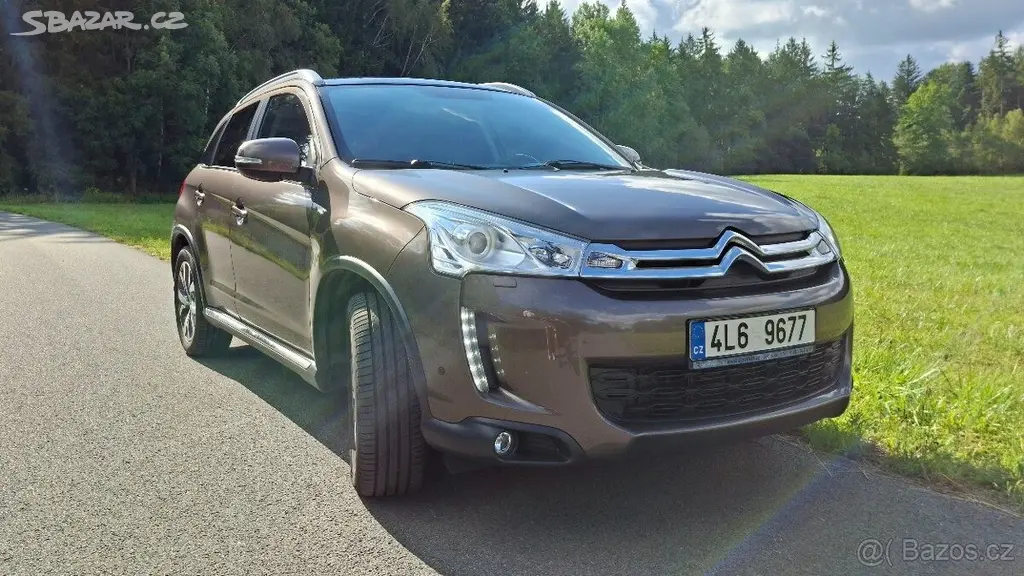 Citroën C4 Aircross 1,8 HDI 4x4 nebouraný, pravi