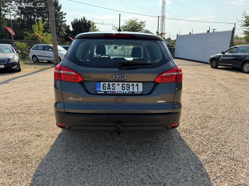 Ford Focus, 1.0 EcoBoost *74kw* - fotka 4