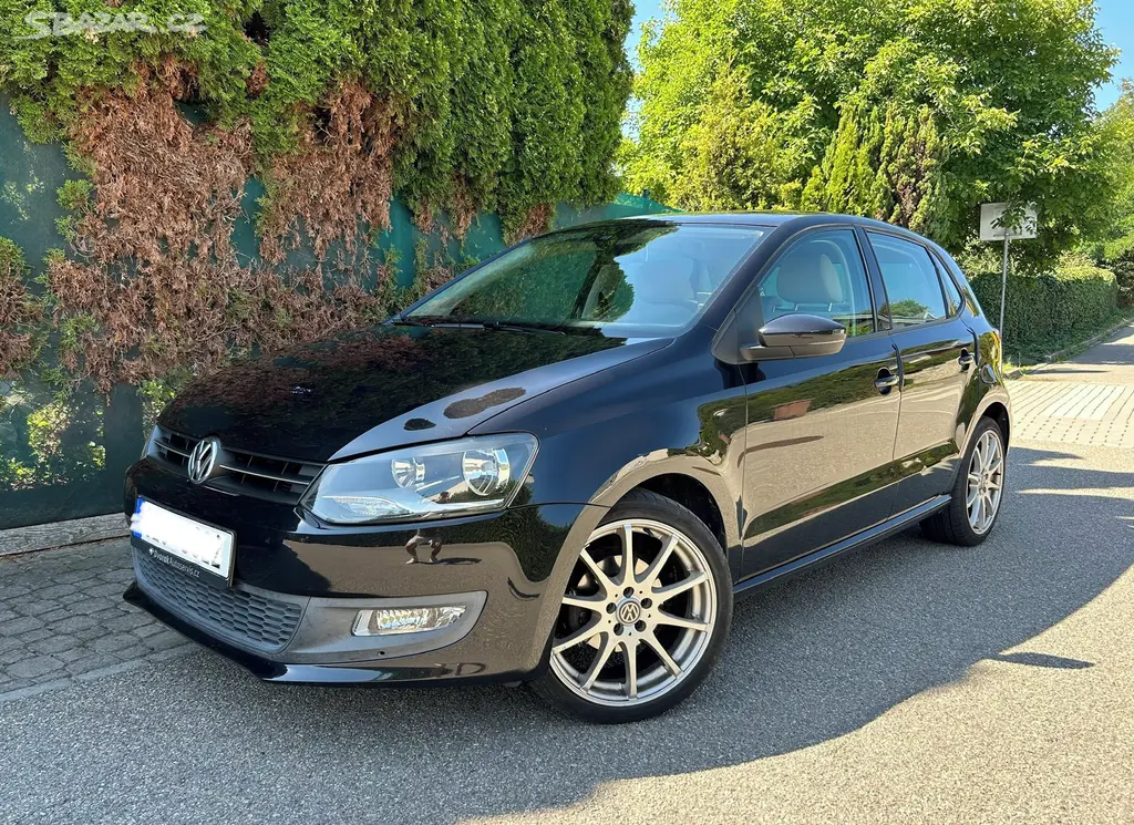 VW Polo 1.2TSi ČR 2010, servisní knížka
