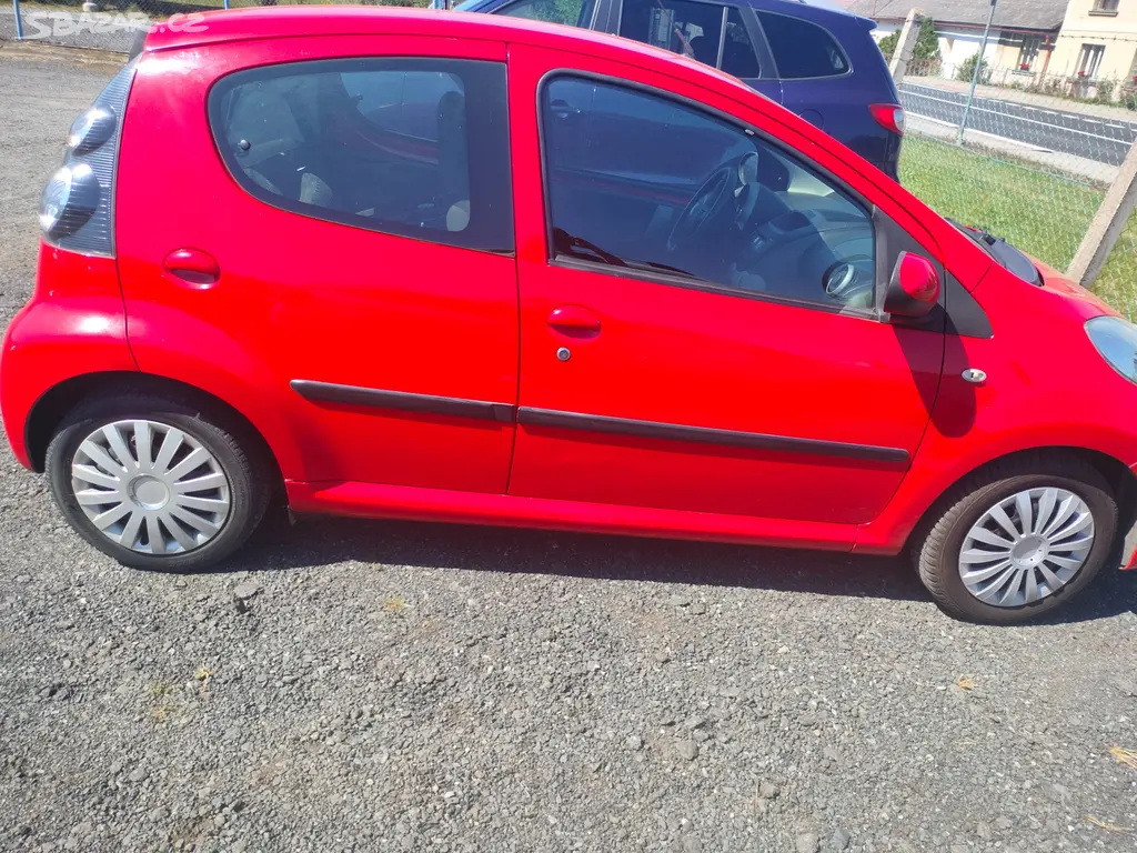 Citroën C1 1,0i - fotka 3