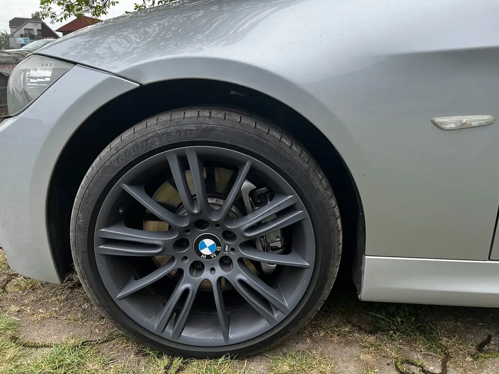 BMW E91 330d xdrive - fotka 6