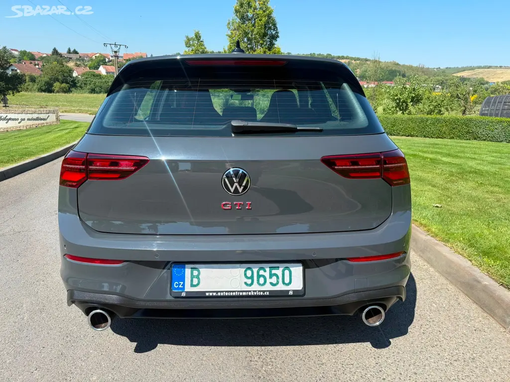 Volkswagen Golf, 2.0 GTI DSG TOP 180KW - fotka 6