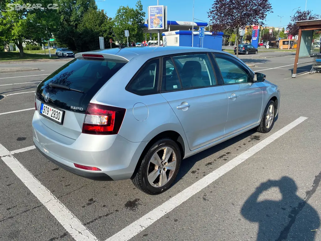 Škoda rapid 2016 1.2 - fotka 4