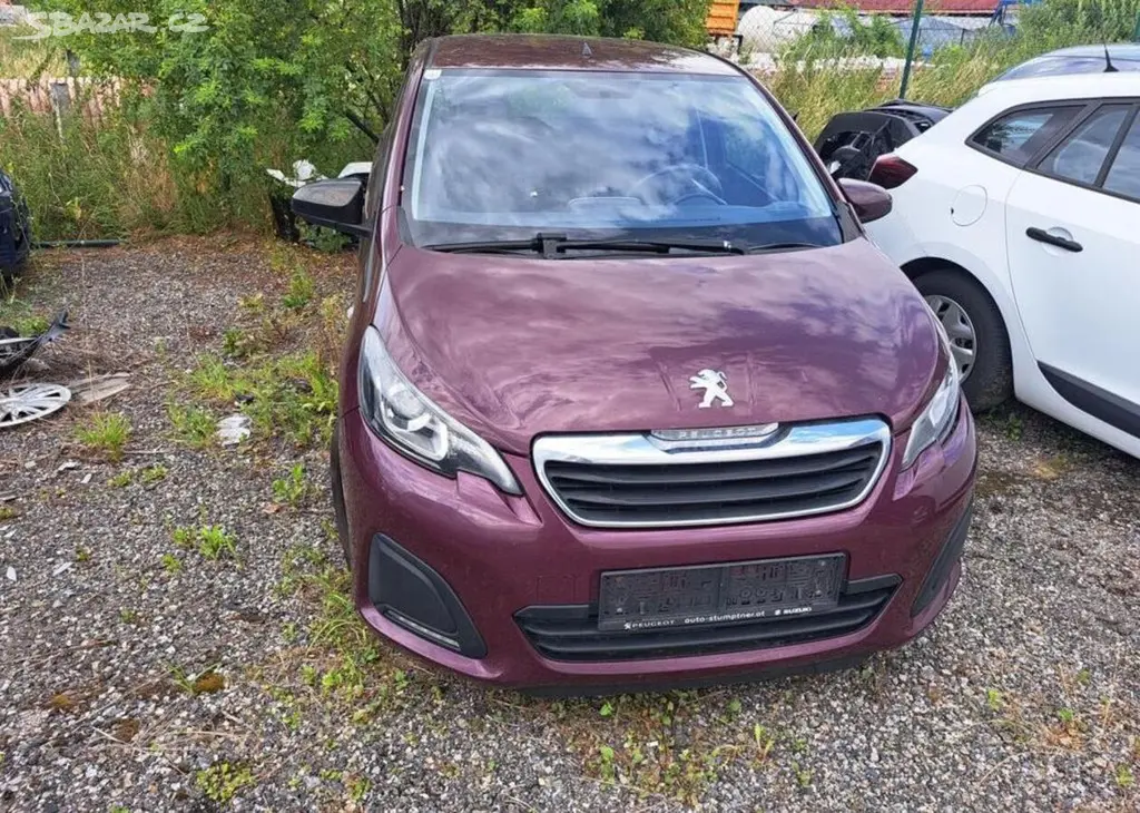 Peugeot 108 1,0 i benzín manuální - fotka 2