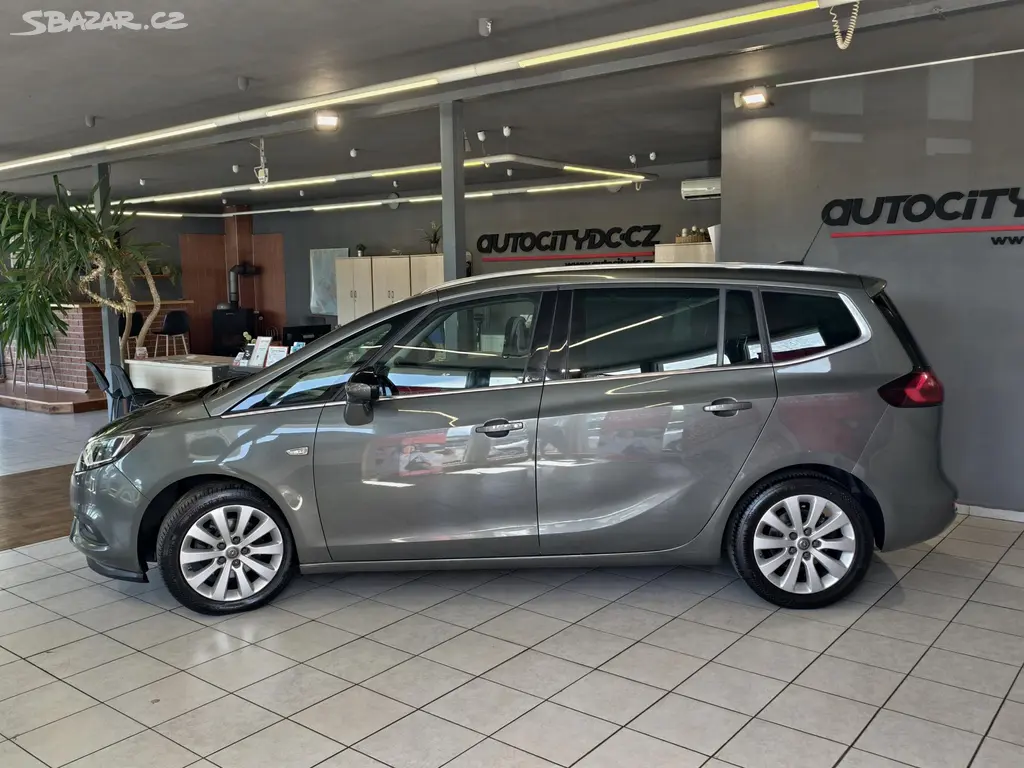 Opel Zafira, TOURER 1.4 TURBO 103kW LED, ČR - fotka 4