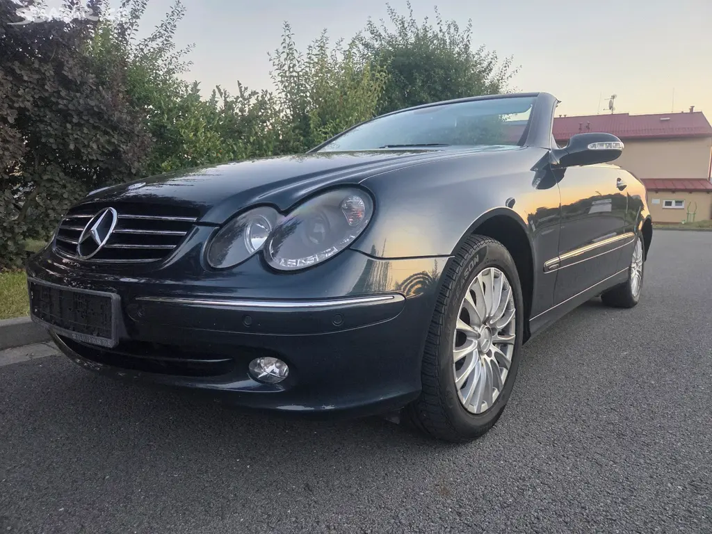 Mercedes Benz CLK 200 cabrio AVANTGARDE