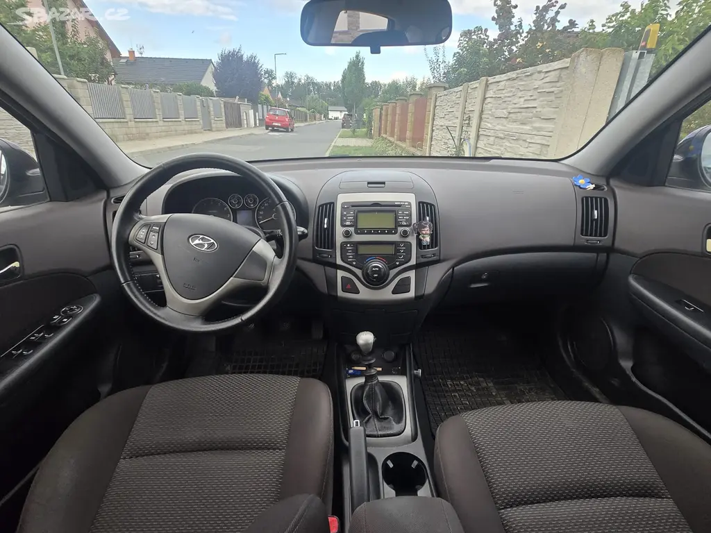 Auto - Hyundai I30 - fotka 6