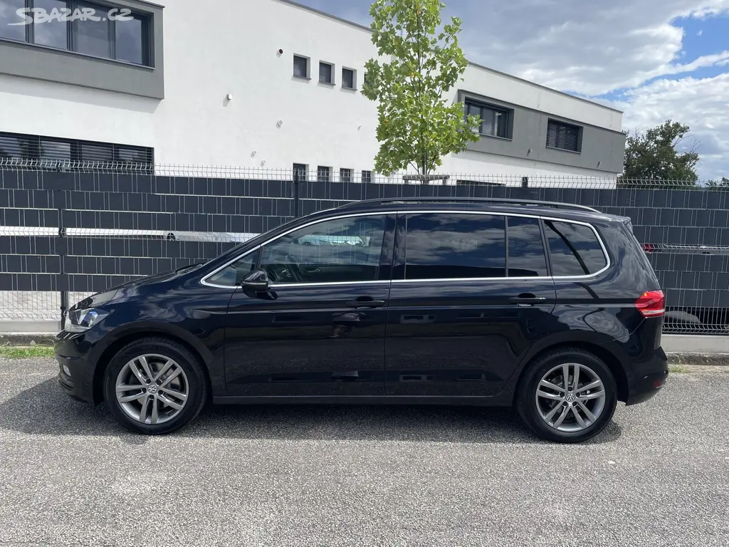 Volkswagen Touran, 1.4 TSI 110kW 7 MÍST - fotka 5