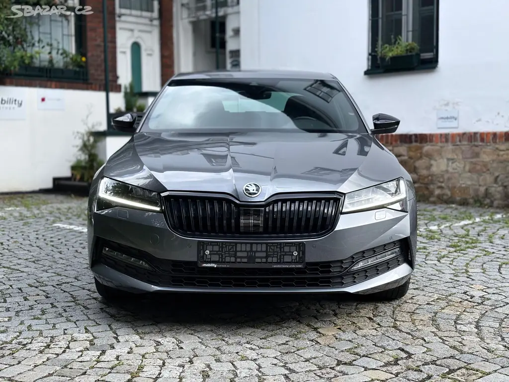 Škoda Superb, SPORTLINE 1.5 TSI 110kW DSG,ČR - fotka 6