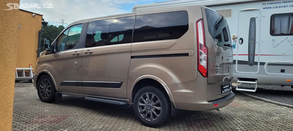 Ford Transit Custom 320 L1 2,0TDCi 96kW Automatik - fotka 5