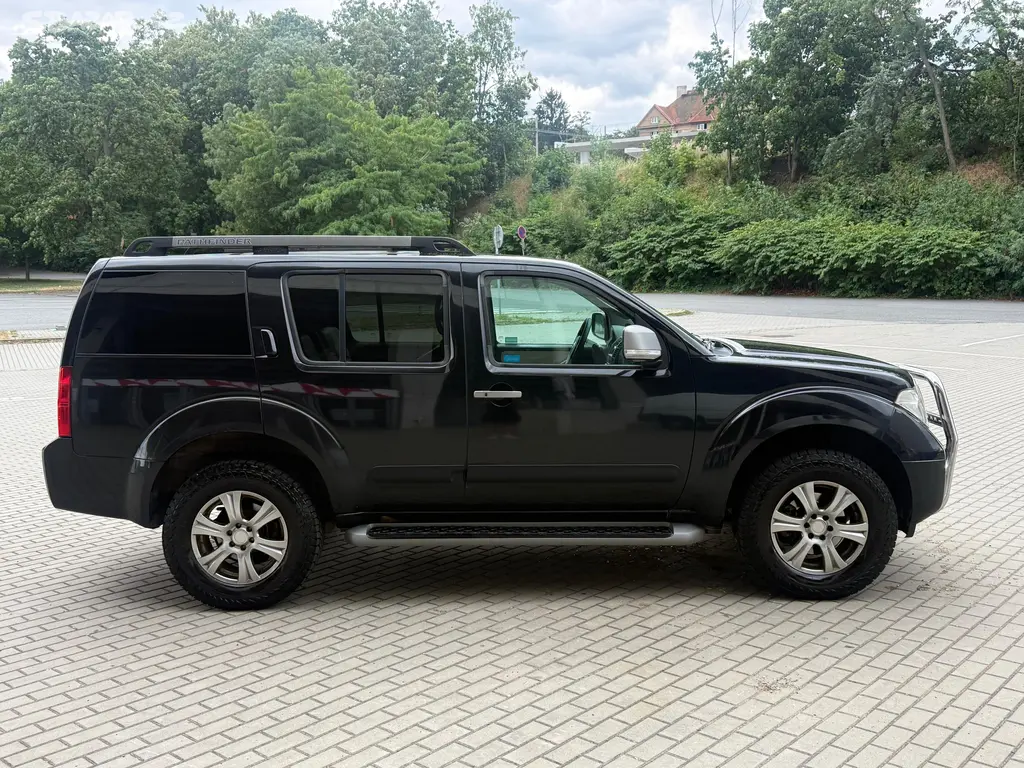 Nissan Pathfinder, 2.5dCi, 126kw 4x4 Původ ČR Aut - fotka 6
