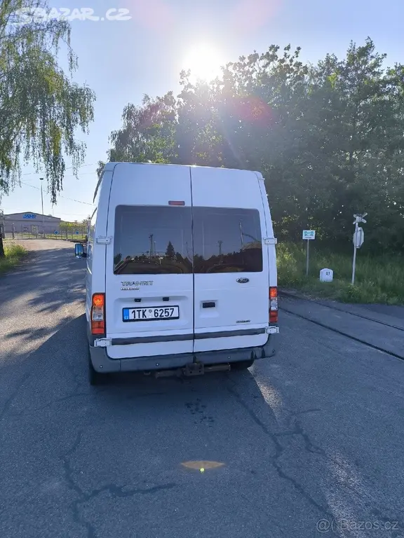Ford Transit 2,2 350L - fotka 5