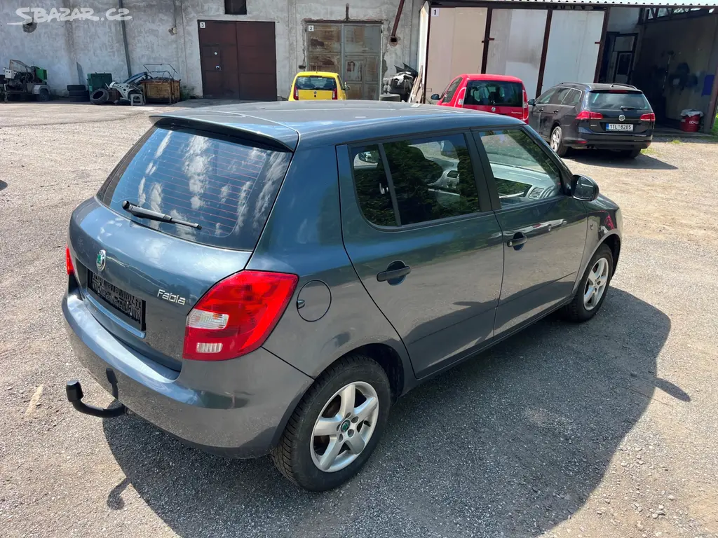 Škoda Fabia 2 1.2 htp 2010 - fotka 6