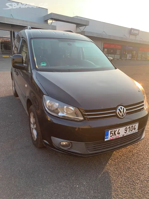 VW CADDY 1.6 TDI 2012 ! NOVÁ STK do 2028 !