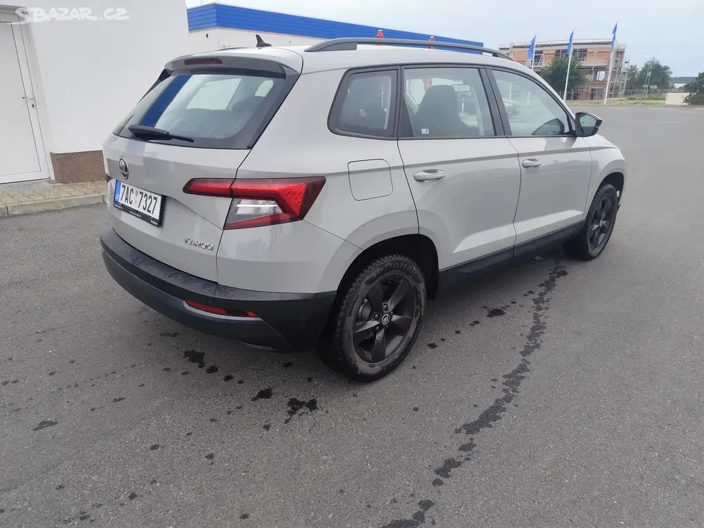 Škoda Karoq 1.0 TSI, 85kw, výroba 8/2018