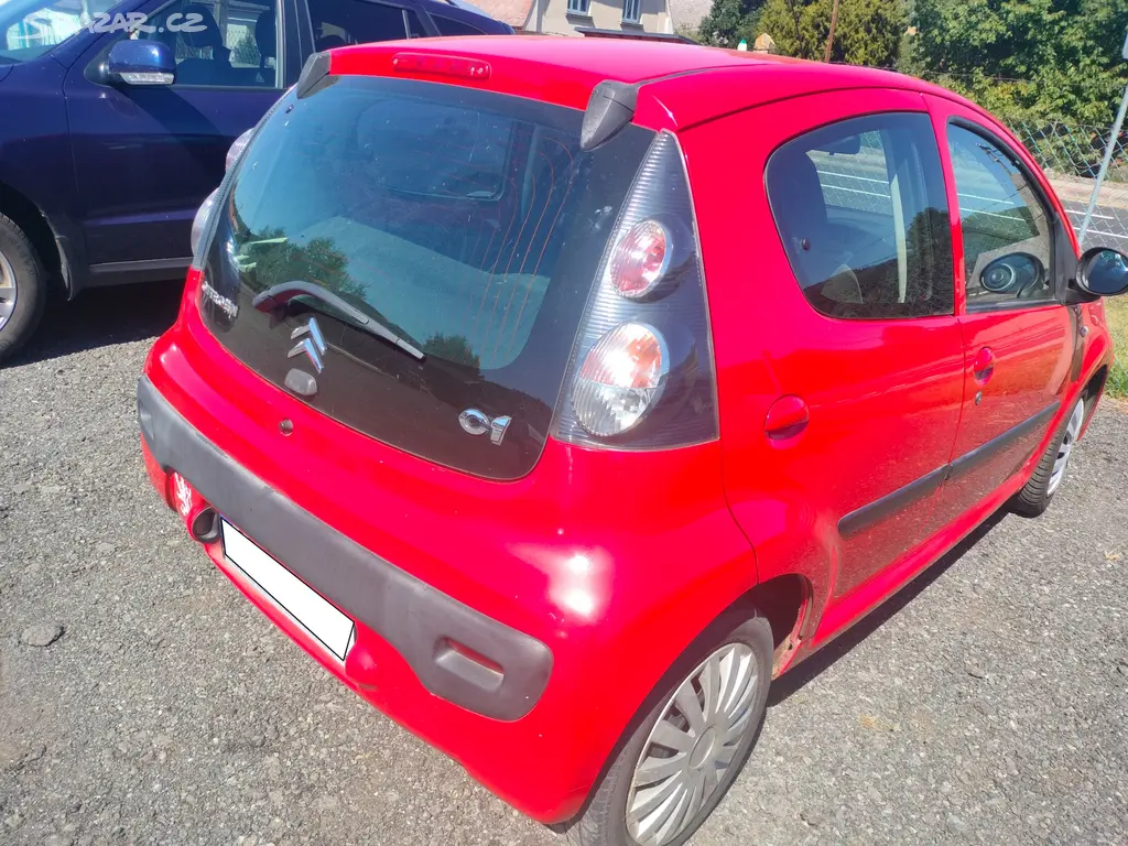 Citroën C1 1,0i - fotka 5