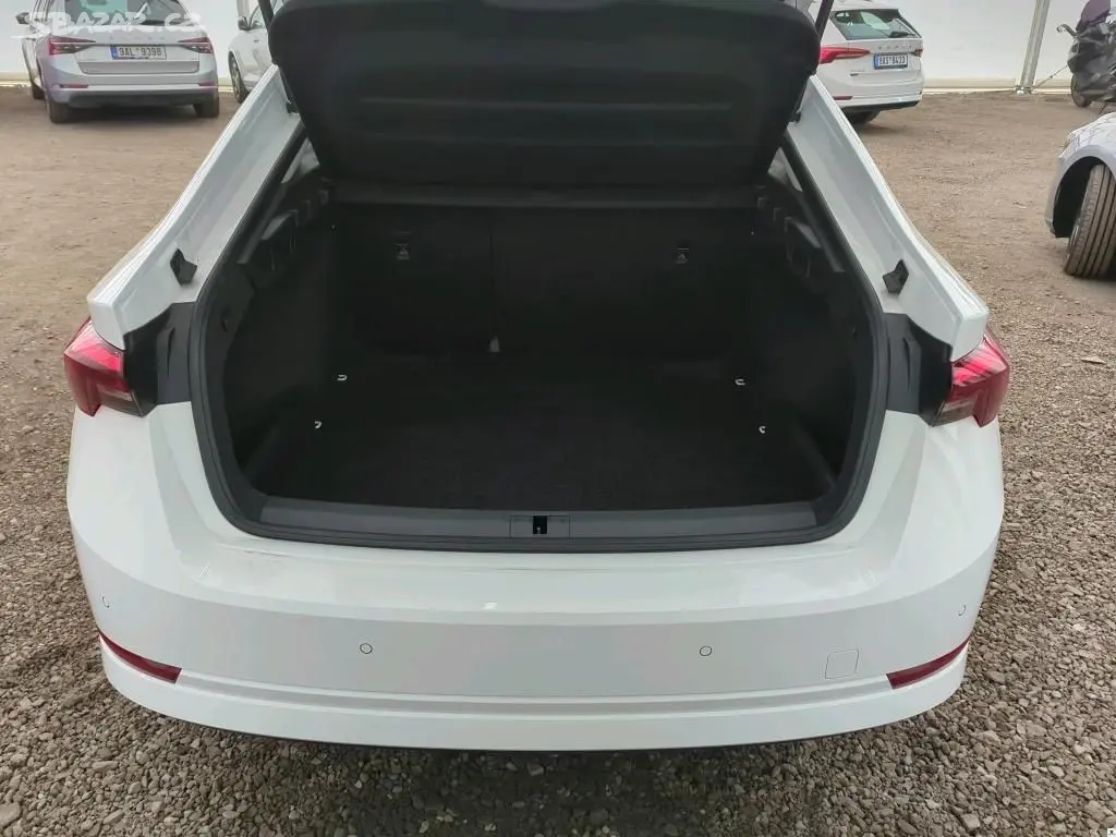 Škoda Octavia, 2.0TDi/2024/CZ.1MAJ.DPH-ZÁRUKA - fotka 3