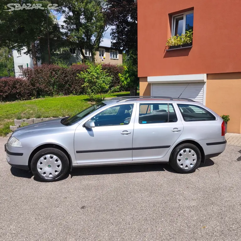 Škoda Octavia combi 1.9 TDI 77kw - fotka 2