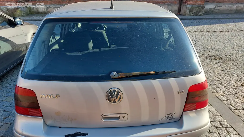 VW Golf 4 1.6 74kw AKL - fotka 5