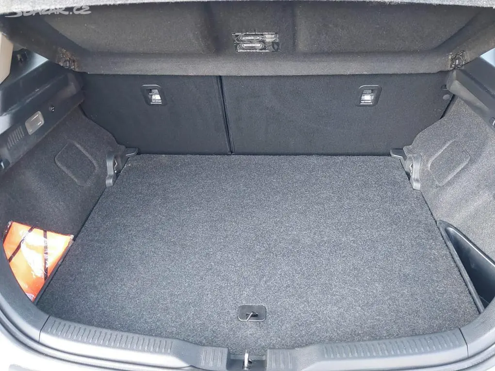 Toyota Auris - fotka 6