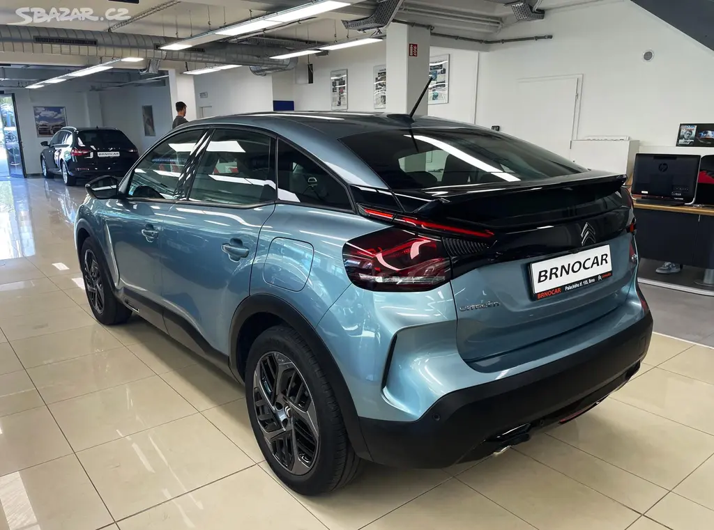 Citroën C4, 1.2 PT, 96 kW, FEEL, ČR, 1.MAJ - fotka 4