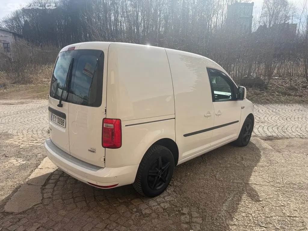 Volkswagen Caddy 2,0 TDI DSG 2015 - fotka 4