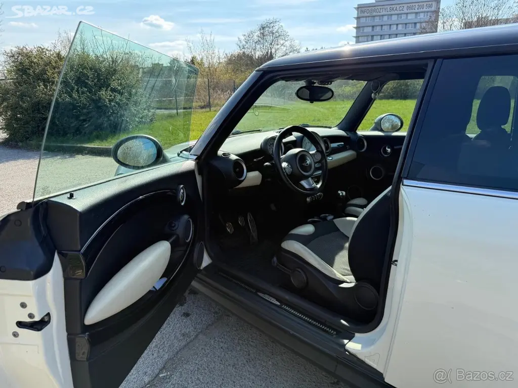 Mini Cooper, JCW 155kW - fotka 6