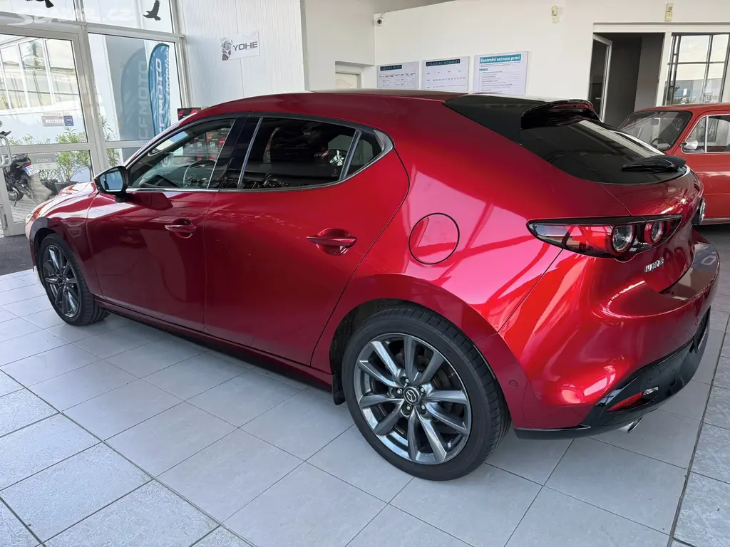 Mazda 3, SkyActiv-G 2.0 110kW 1.maj.DPH - fotka 4