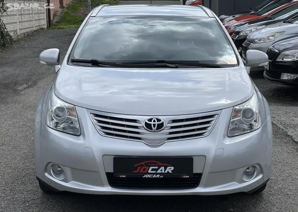 Toyota Avensis SOL 1.8 VVT-i NAVI KLIMA ALU - fotka 2