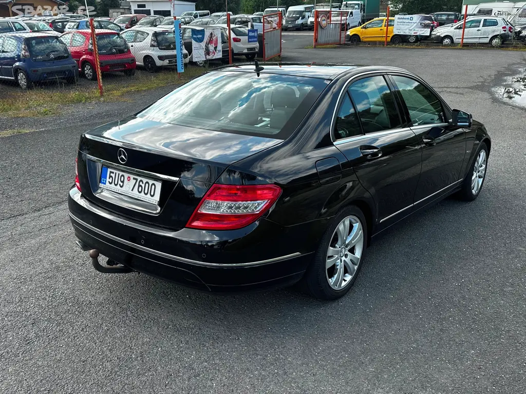 Mercedes-Benz C220 CDi, r.2010, automat, původ ČR - fotka 3