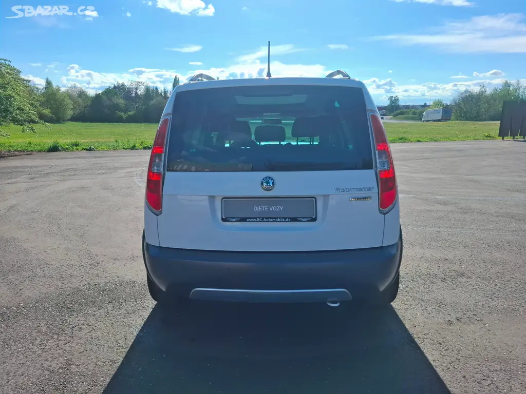 Škoda Roomster SCOUT 1.2TSi 63kW,08/2012,senzory - fotka 5